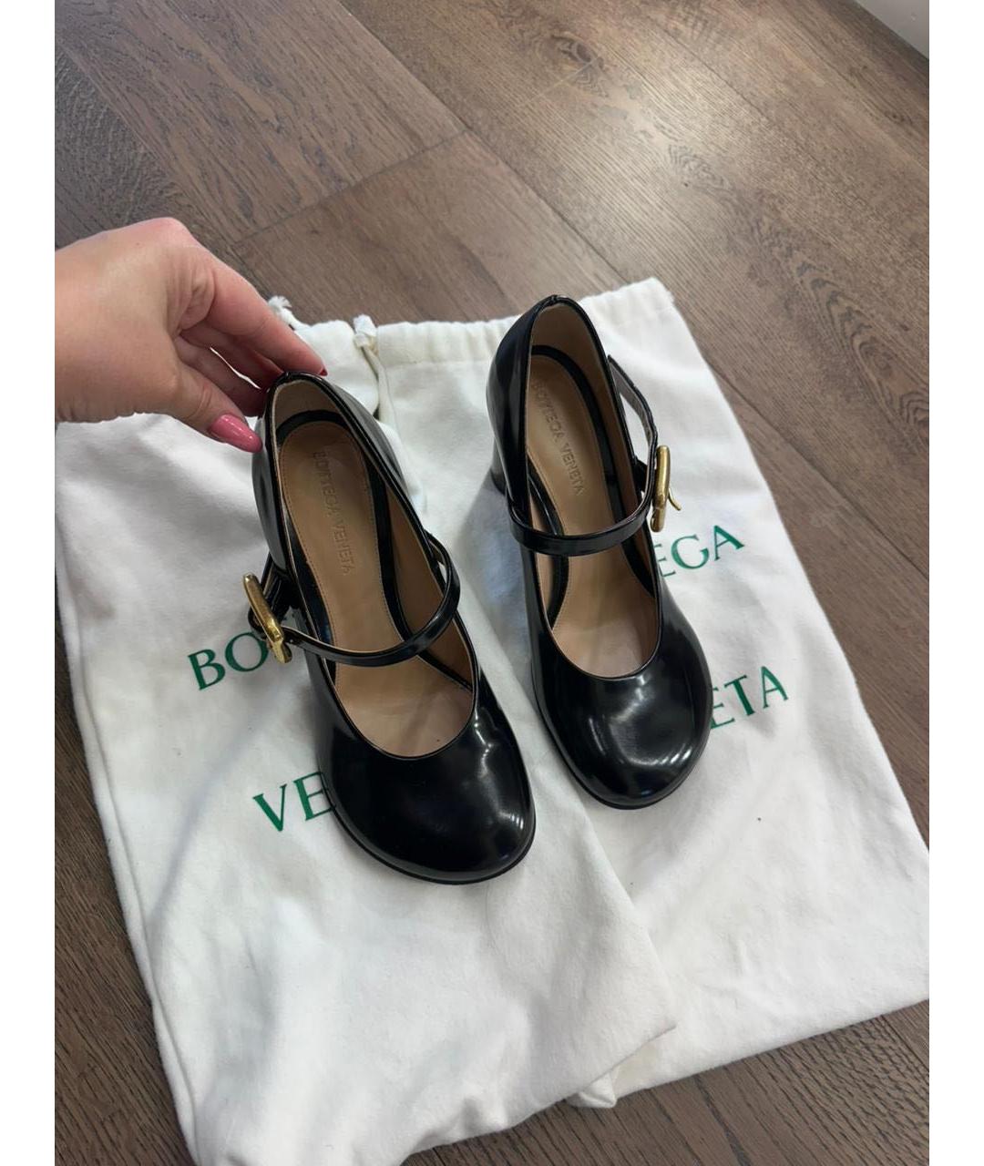 BOTTEGA VENETA Черные туфли из лакированной кожи, фото 4
