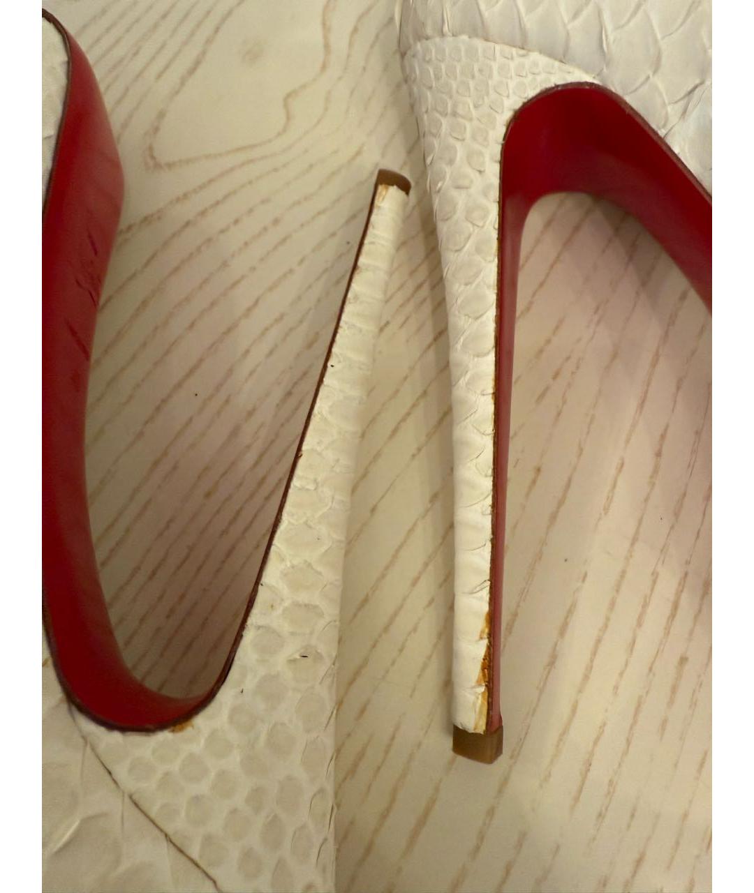 CHRISTIAN LOUBOUTIN Белые туфли, фото 6