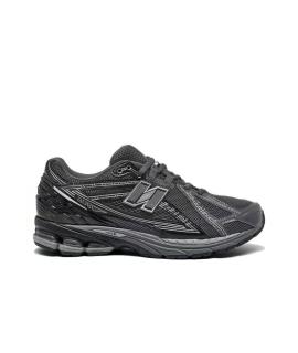 NEW BALANCE Низкие кроссовки / кеды