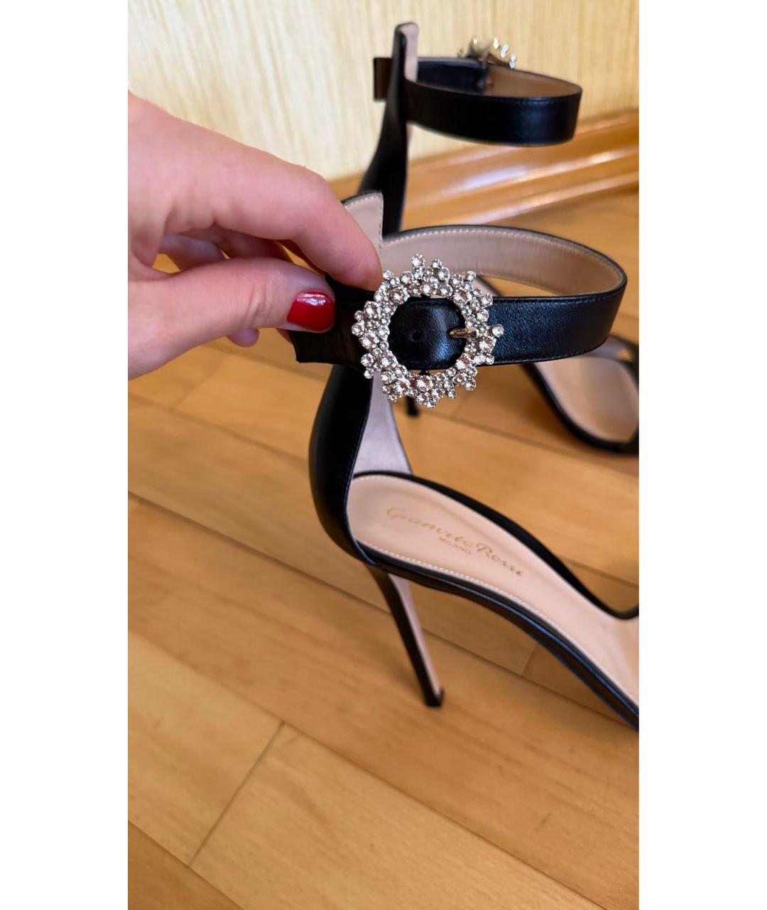 GIANVITO ROSSI Черные кожаные босоножки, фото 3