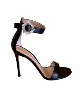 GIANVITO ROSSI Босоножки