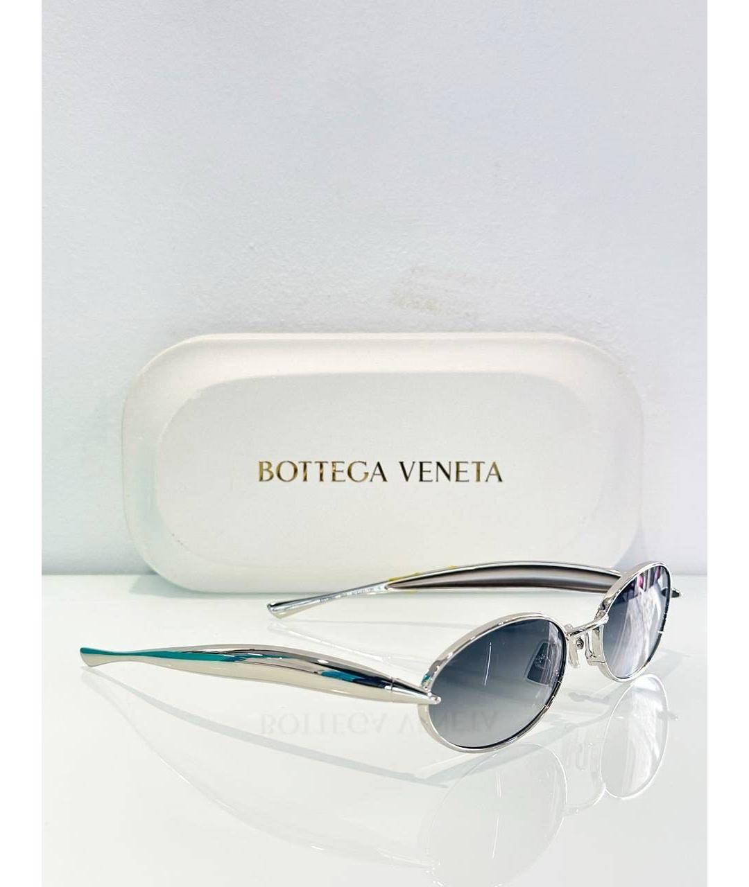 BOTTEGA VENETA Серебряные металлические солнцезащитные очки, фото 3