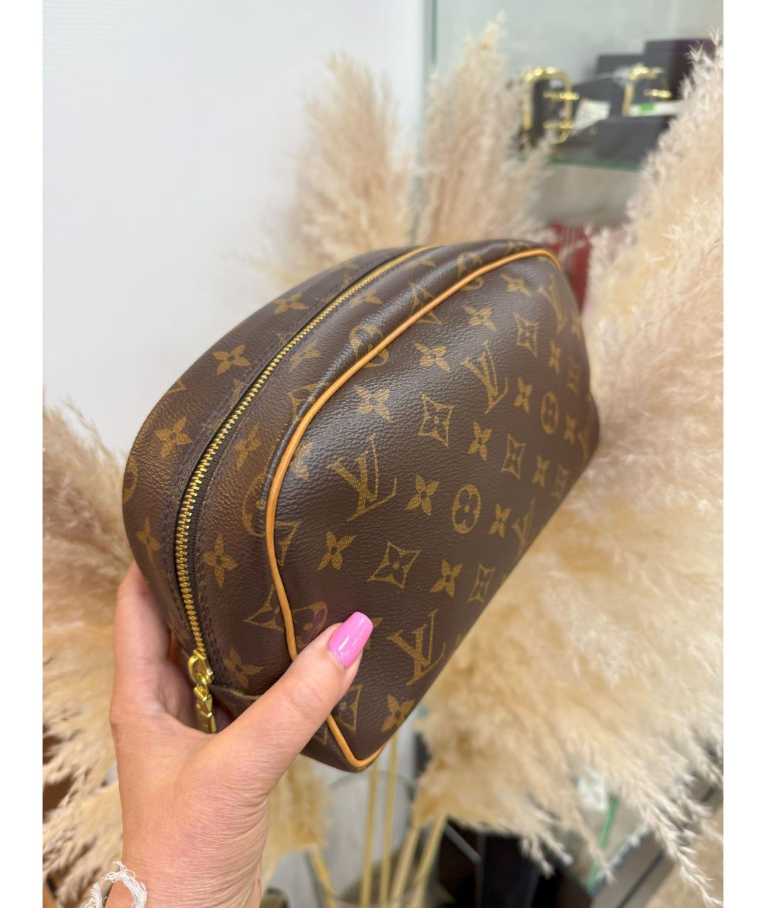 LOUIS VUITTON Косметичка, фото 3