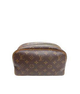 LOUIS VUITTON Косметичка
