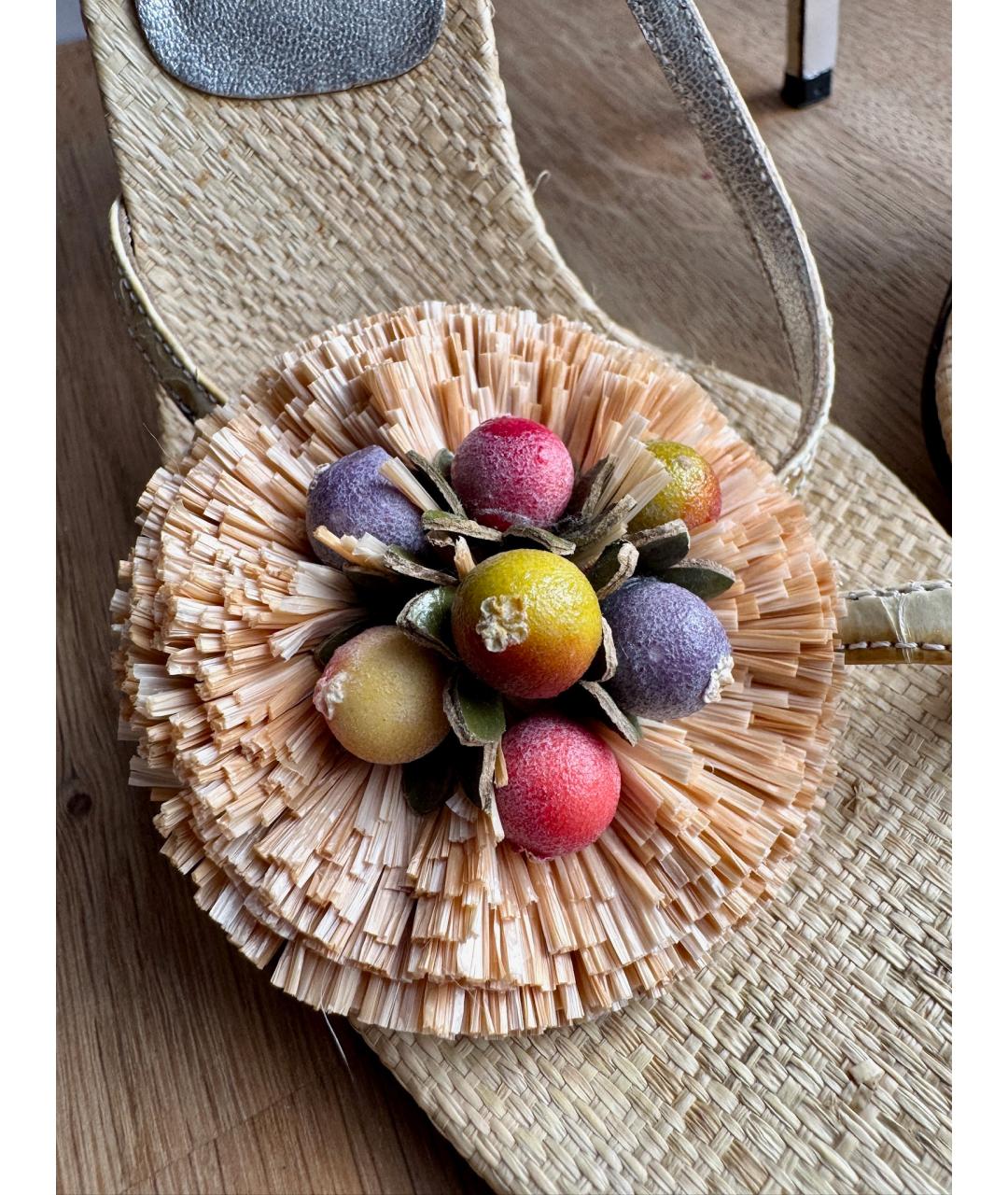 DOLCE&GABBANA Бежевые босоножки, фото 6