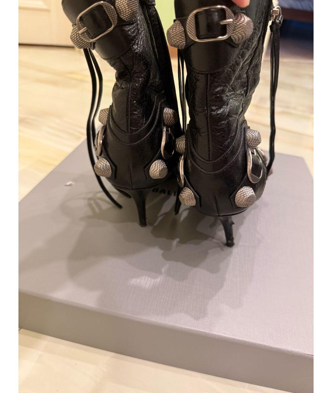 BALENCIAGA Черные ботильоны из лакированной кожи, фото 3