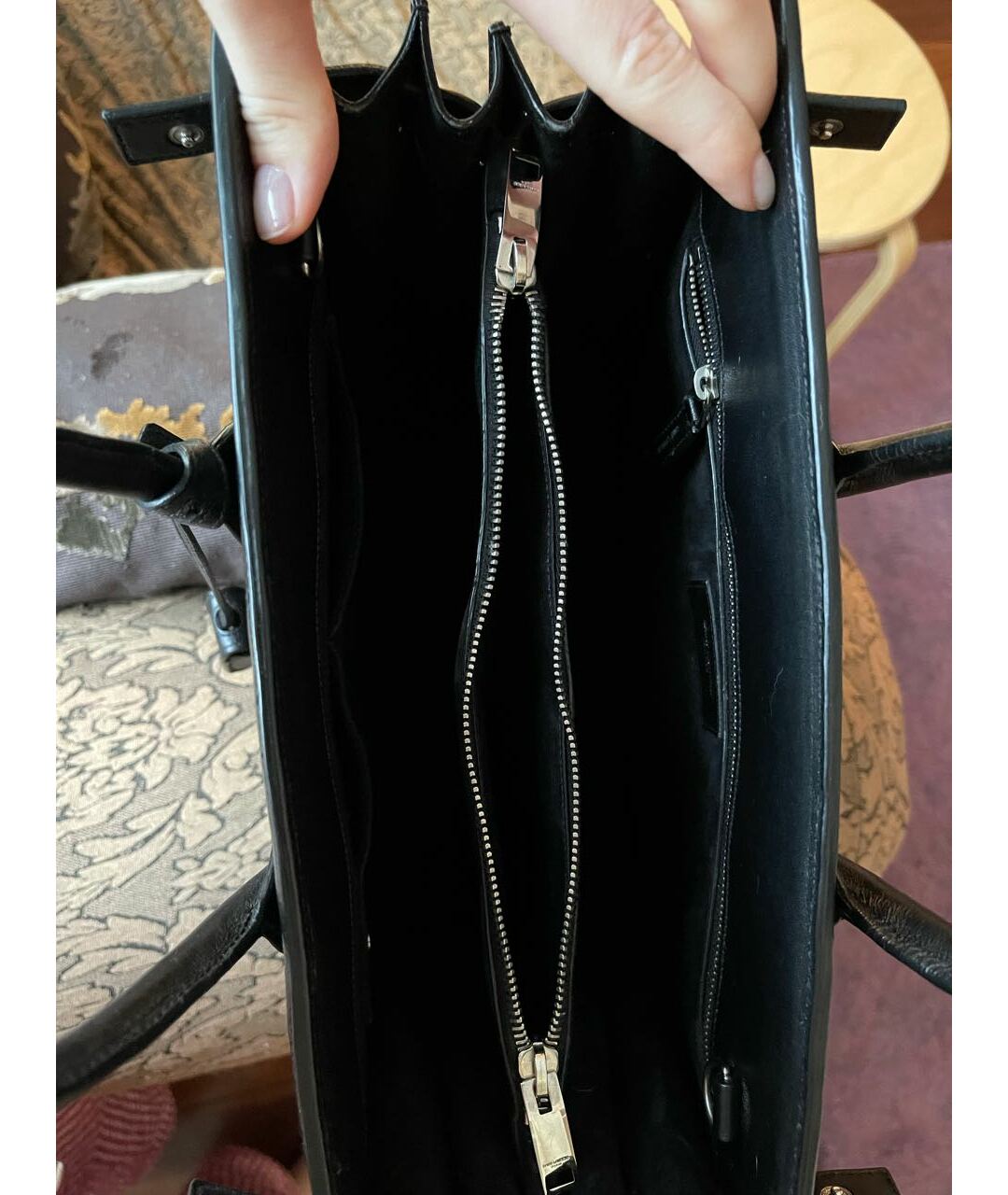 SAINT LAURENT Черная кожаная сумка тоут, фото 8