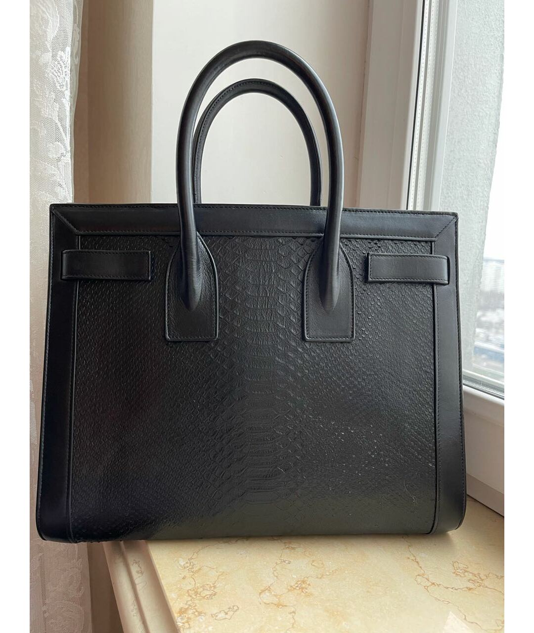 SAINT LAURENT Черная кожаная сумка тоут, фото 3