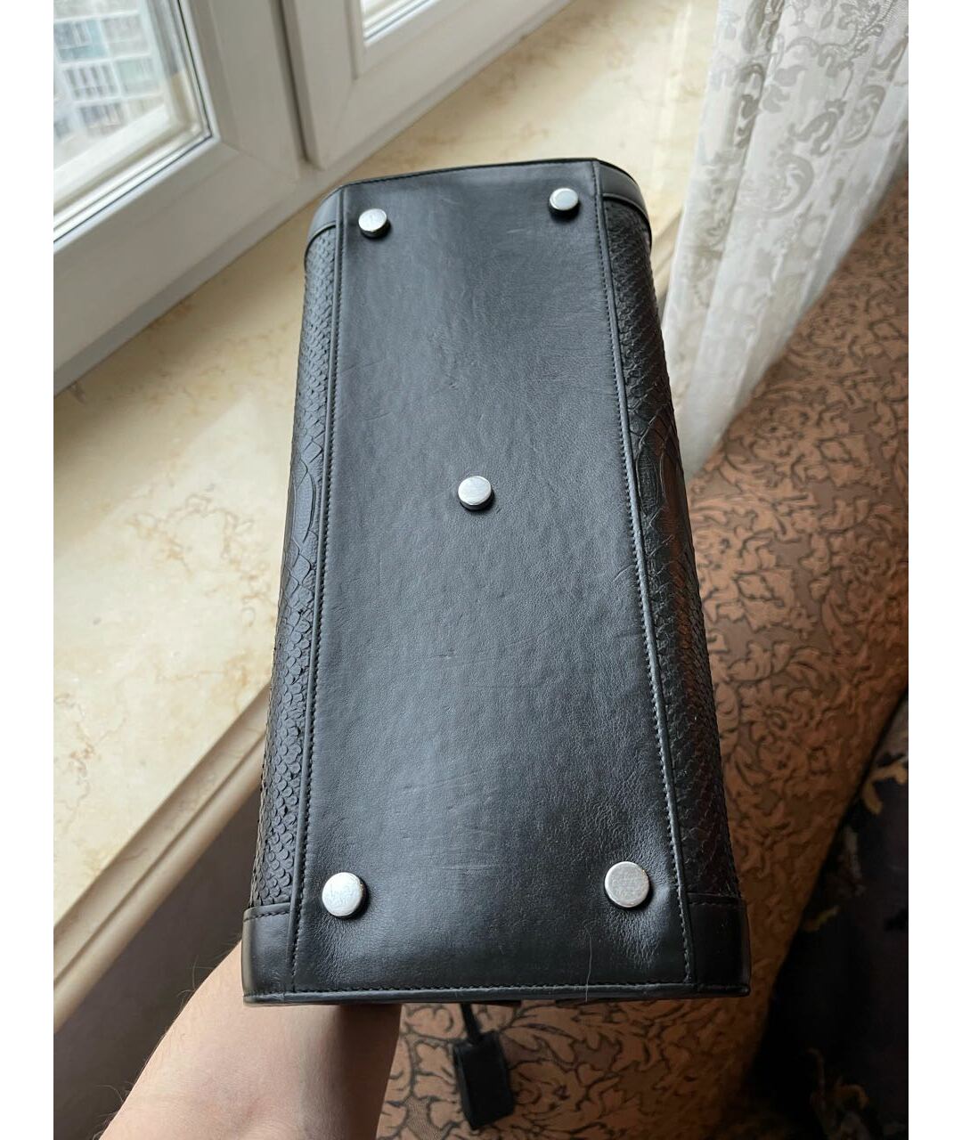 SAINT LAURENT Черная кожаная сумка тоут, фото 7