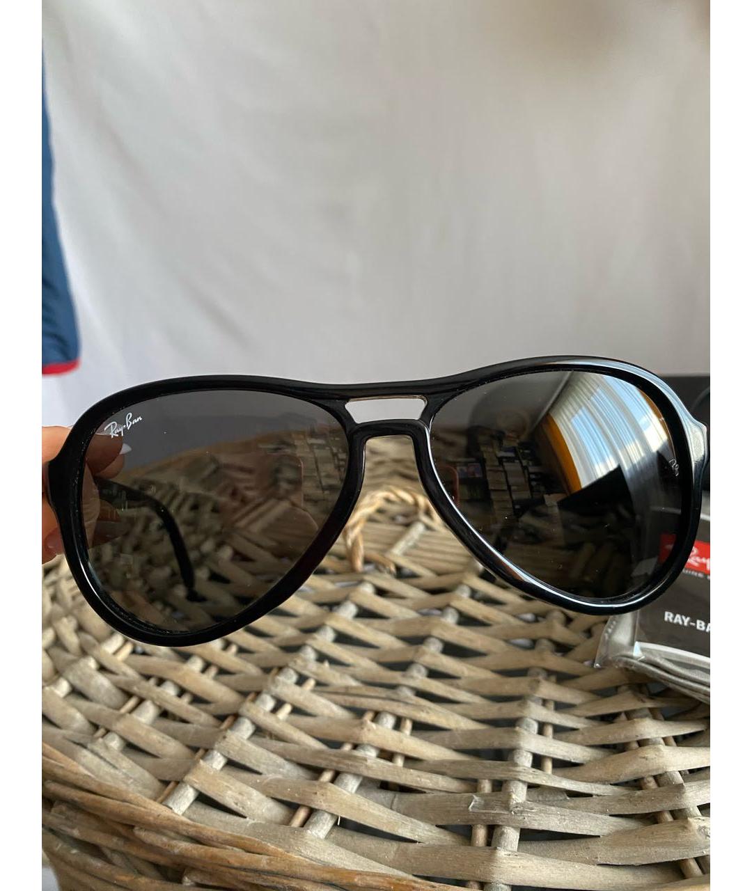 RAY BAN Черные пластиковые солнцезащитные очки, фото 7