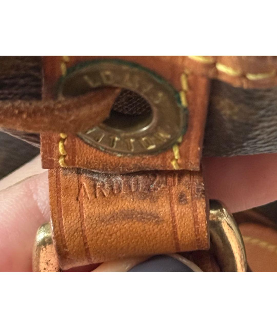 LOUIS VUITTON Коричневая кожаная сумка с короткими ручками, фото 8