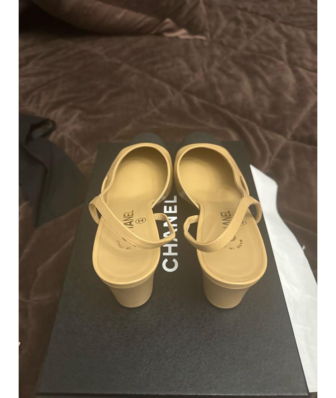 CHANEL Бежевые кожаные туфли, фото 3