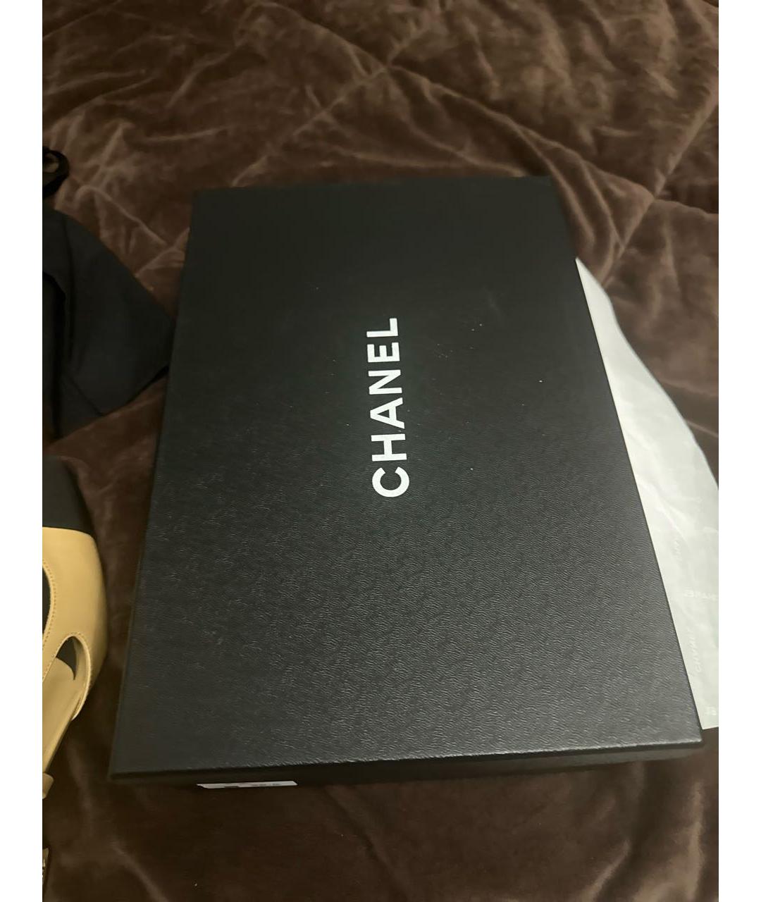CHANEL Бежевые кожаные туфли, фото 6