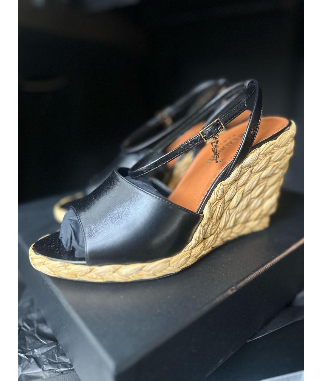 SAINT LAURENT Черные кожаные босоножки, фото 2