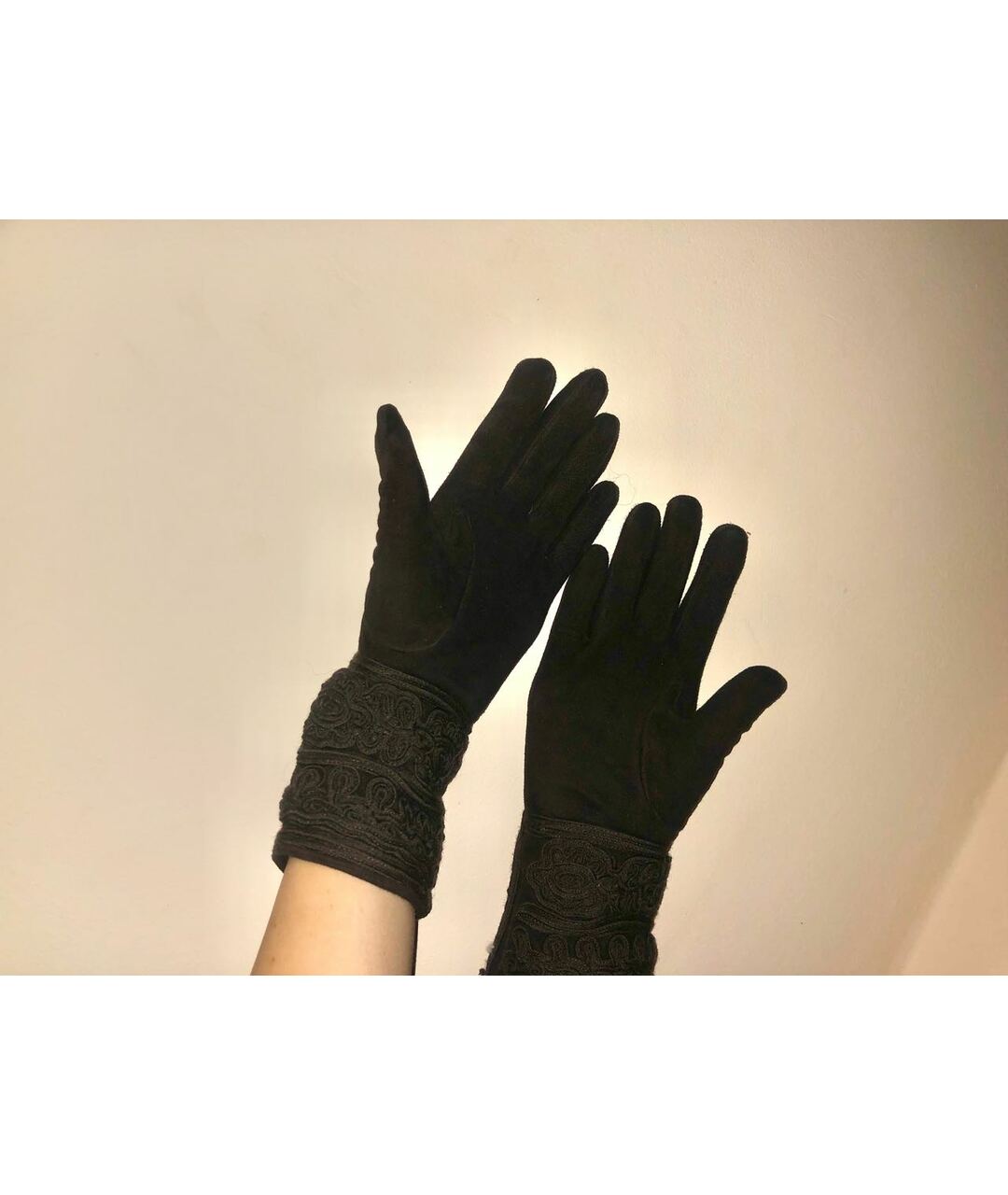 ERMANNO SCERVINO Коричневые кожаные перчатки, фото 3