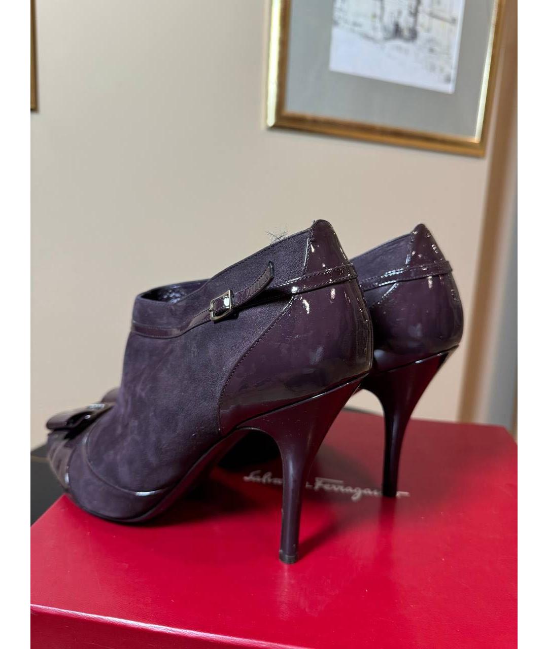 FERRAGAMO Фиолетовые кожаные ботильоны, фото 4