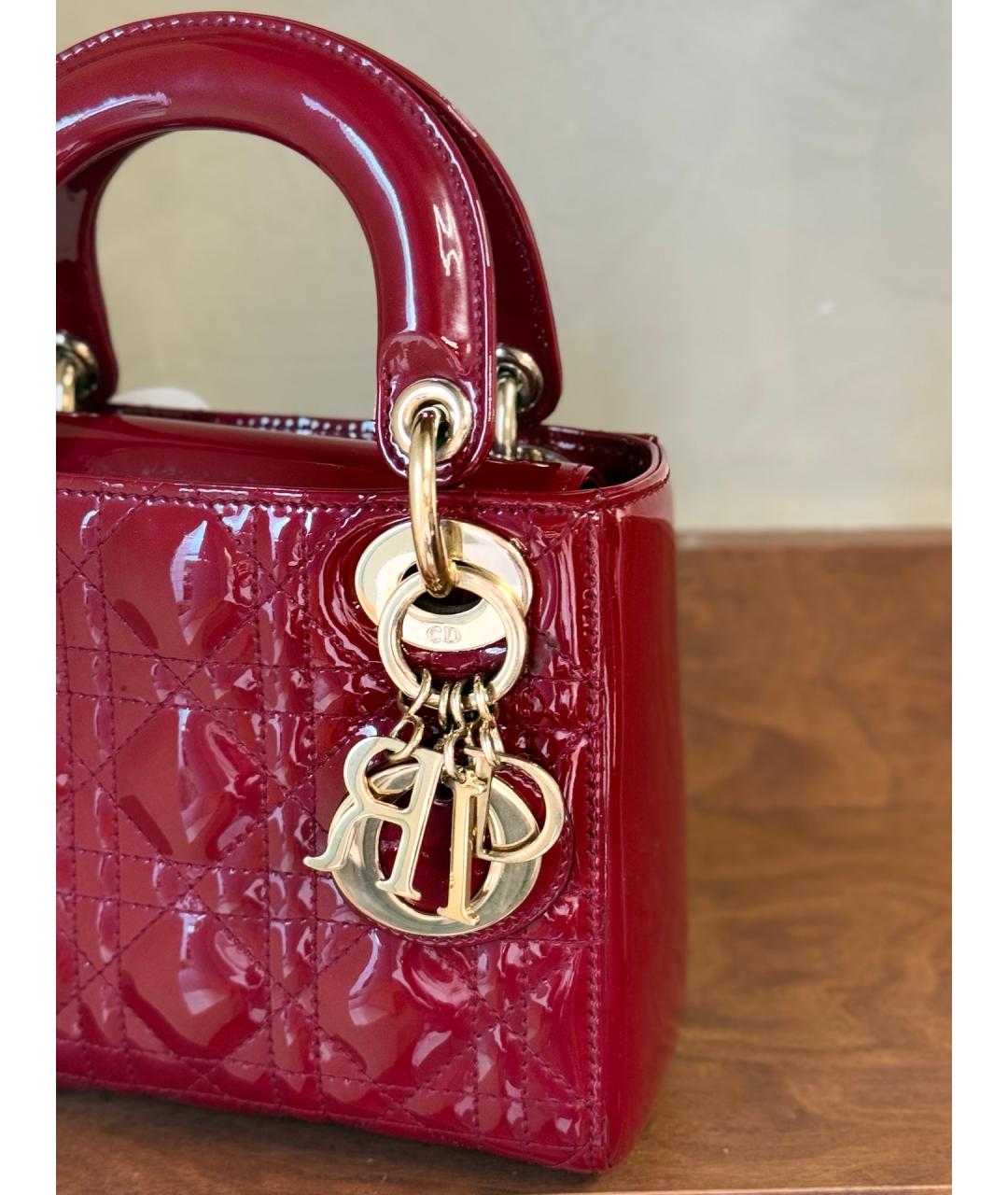 DIOR HOMME Красная сумка с короткими ручками из лакированной кожи, фото 3