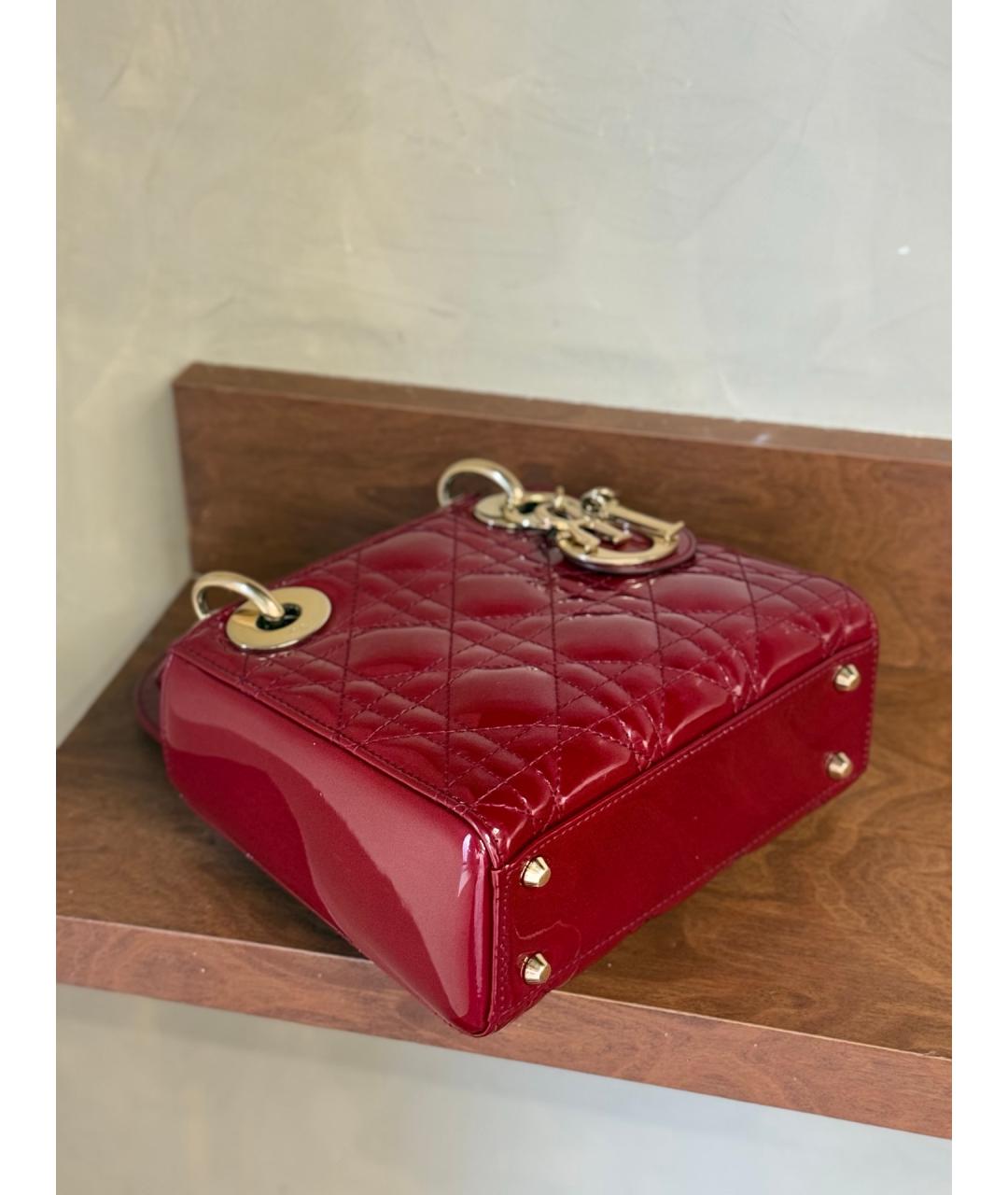 DIOR HOMME Красная сумка с короткими ручками из лакированной кожи, фото 8