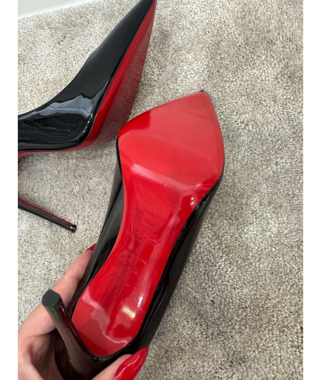 CHRISTIAN LOUBOUTIN Черные туфли из лакированной кожи, фото 4