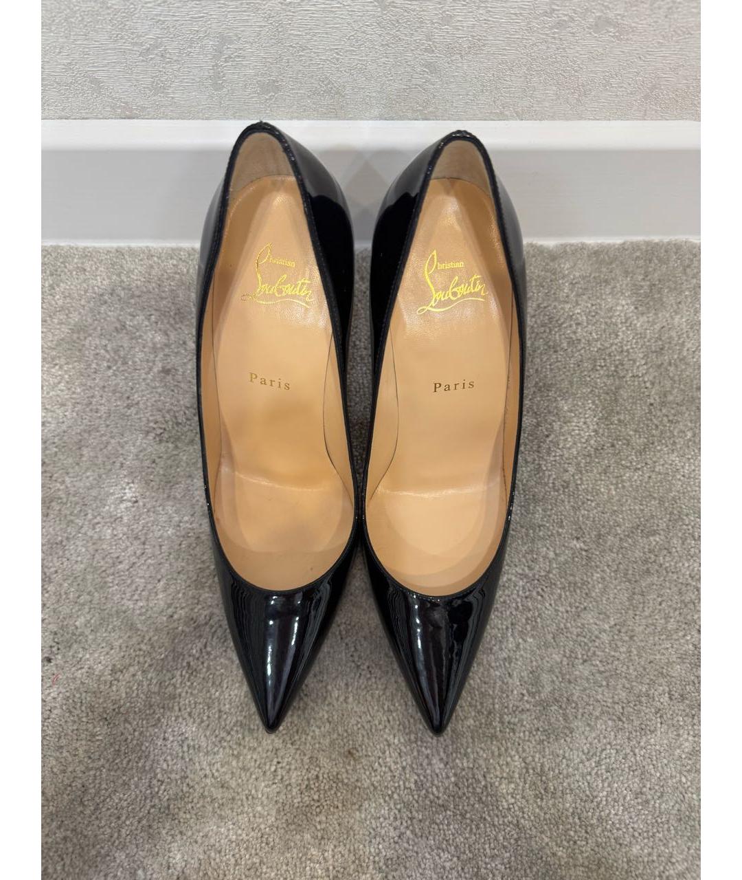 CHRISTIAN LOUBOUTIN Черные туфли из лакированной кожи, фото 2