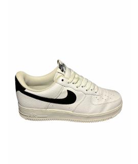 NIKE Низкие кроссовки / кеды