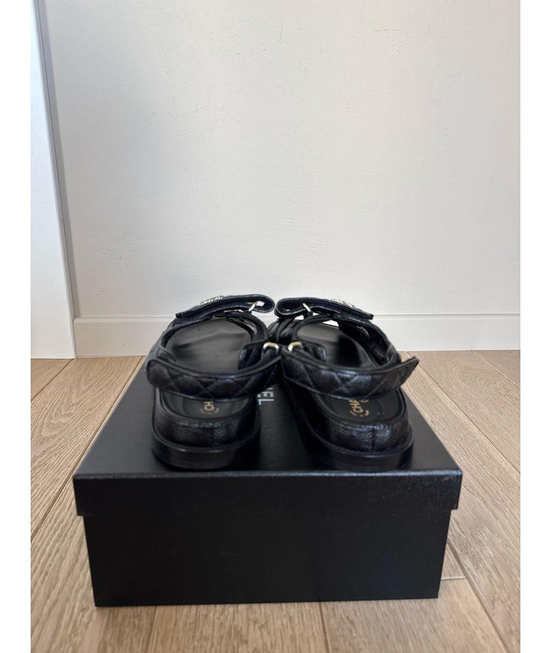 CHANEL Черные кожаные сандалии, фото 4