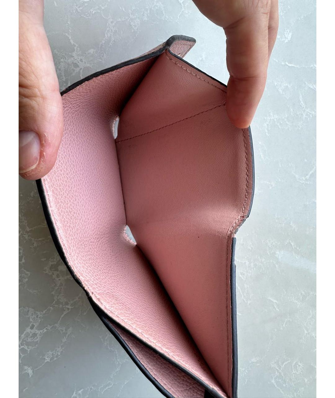 LOUIS VUITTON Розовый кожаный кошелек, фото 4