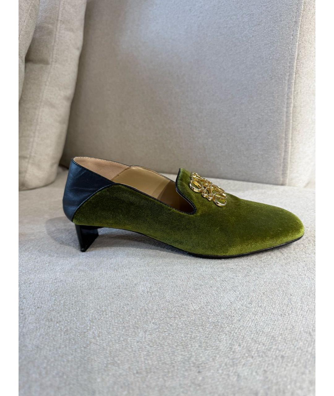LOEWE Зеленые бархатные туфли, фото 6
