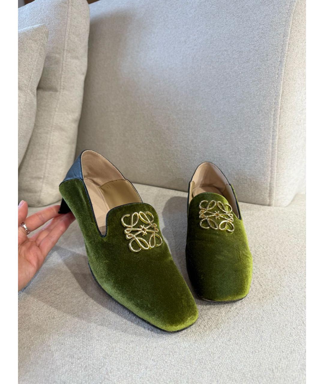 LOEWE Зеленые бархатные туфли, фото 3