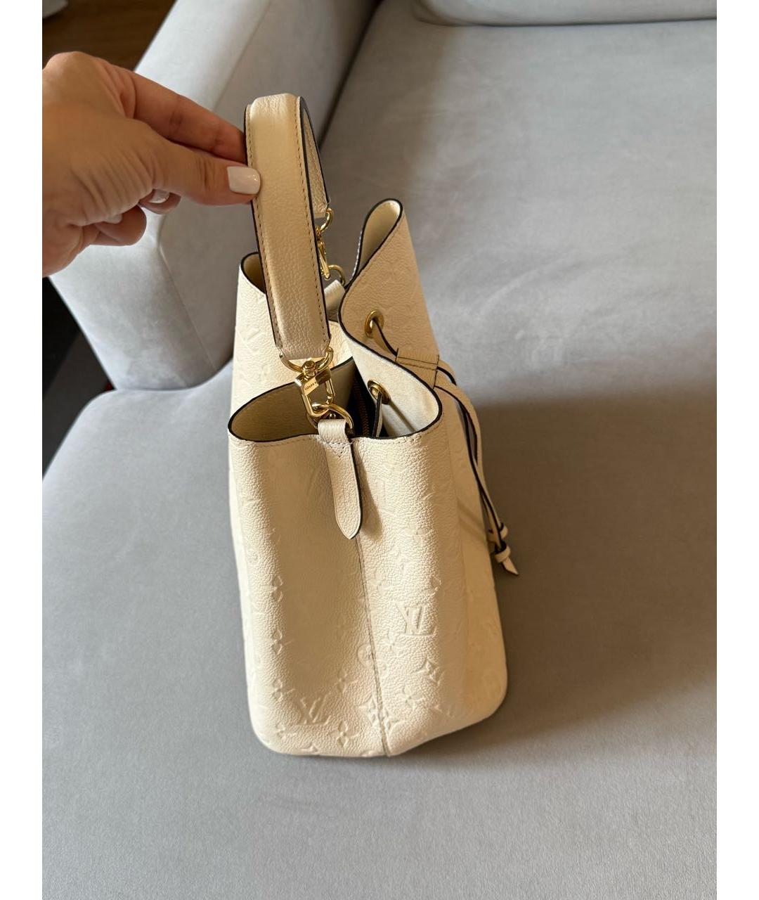 LOUIS VUITTON Бежевая кожаная сумка с короткими ручками, фото 5