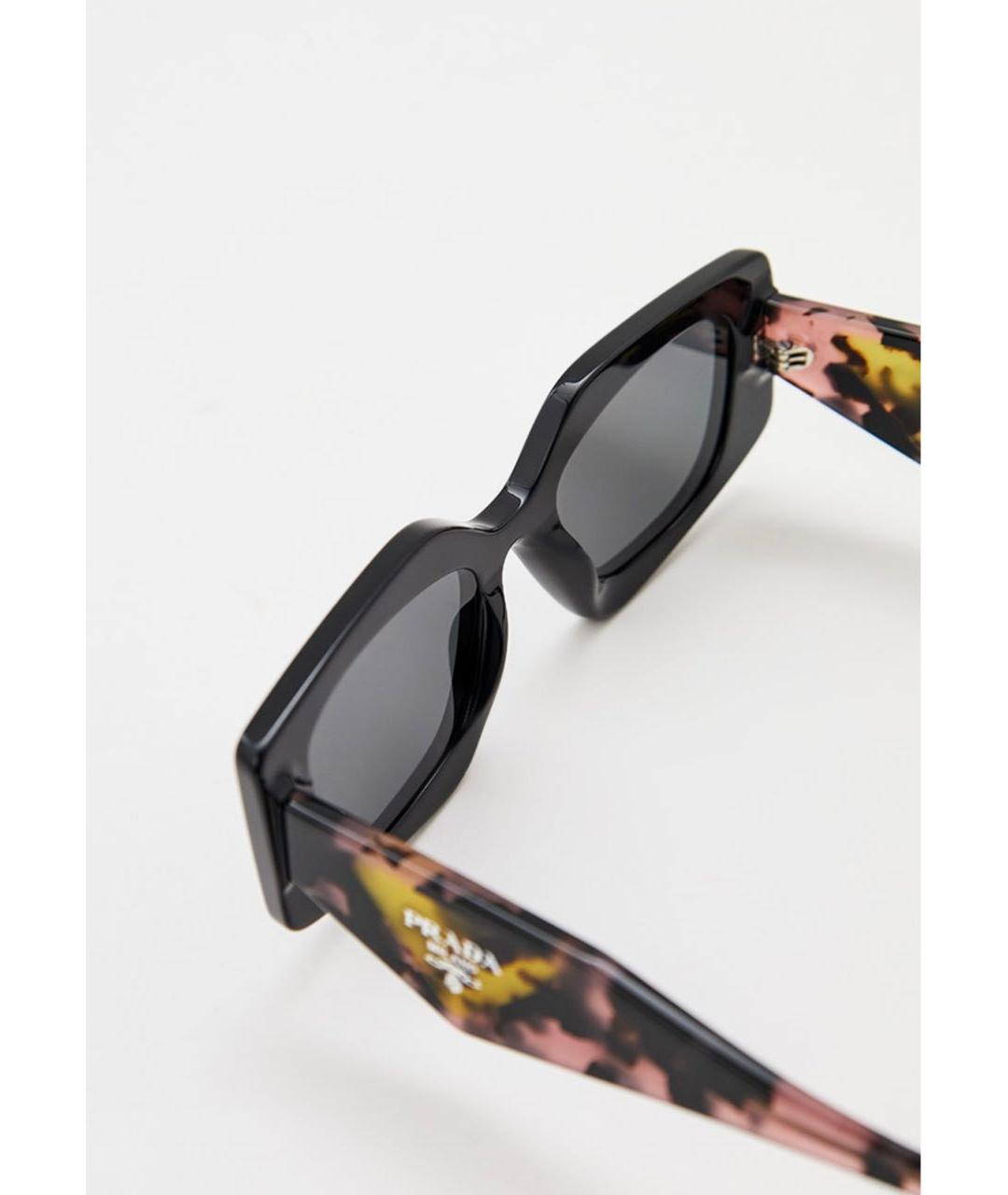 PRADA Черные пластиковые солнцезащитные очки, фото 3