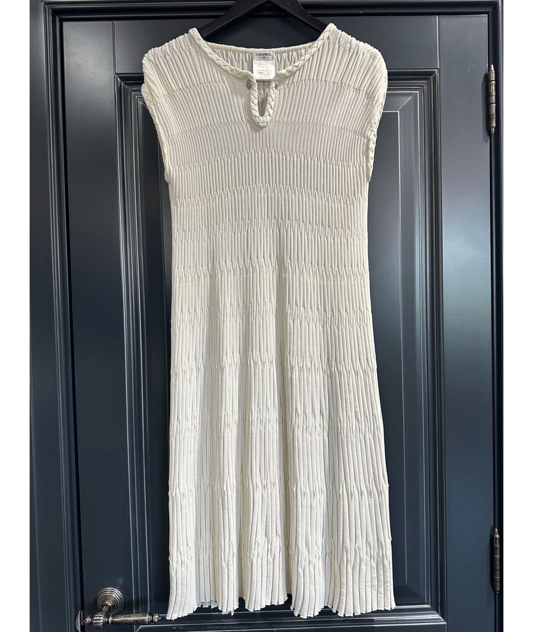 CHANEL Белое шелковое повседневное платье, фото 6