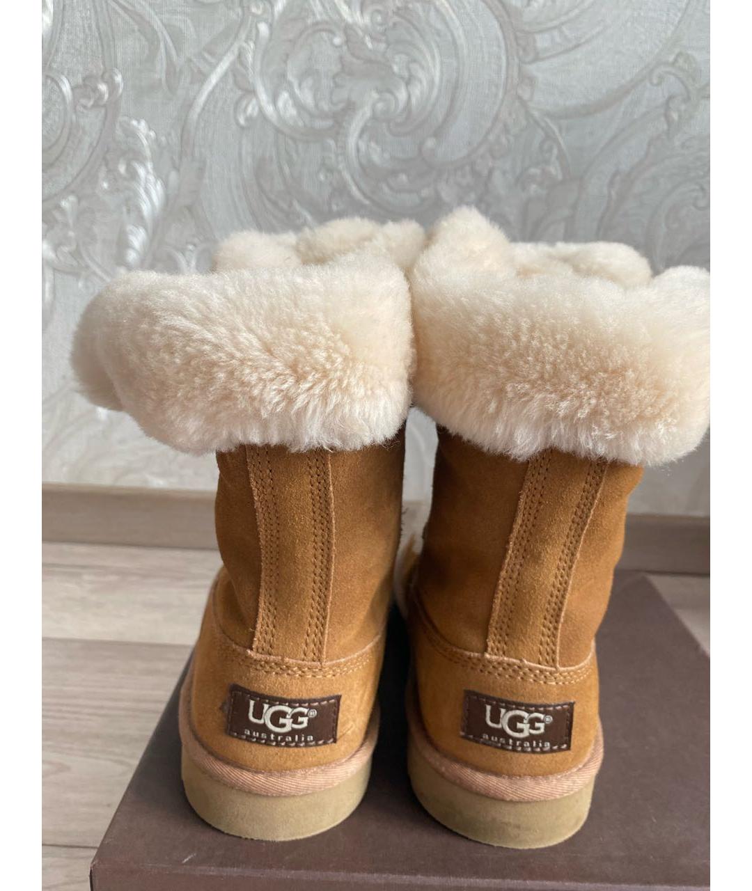 UGG AUSTRALIA KIDS Горчичные замшевые сапоги, фото 4