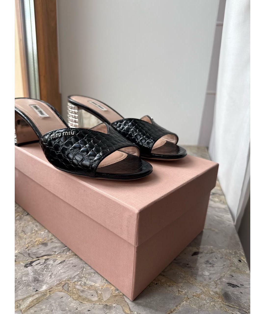 MIU MIU Черные кожаные мюли, фото 3