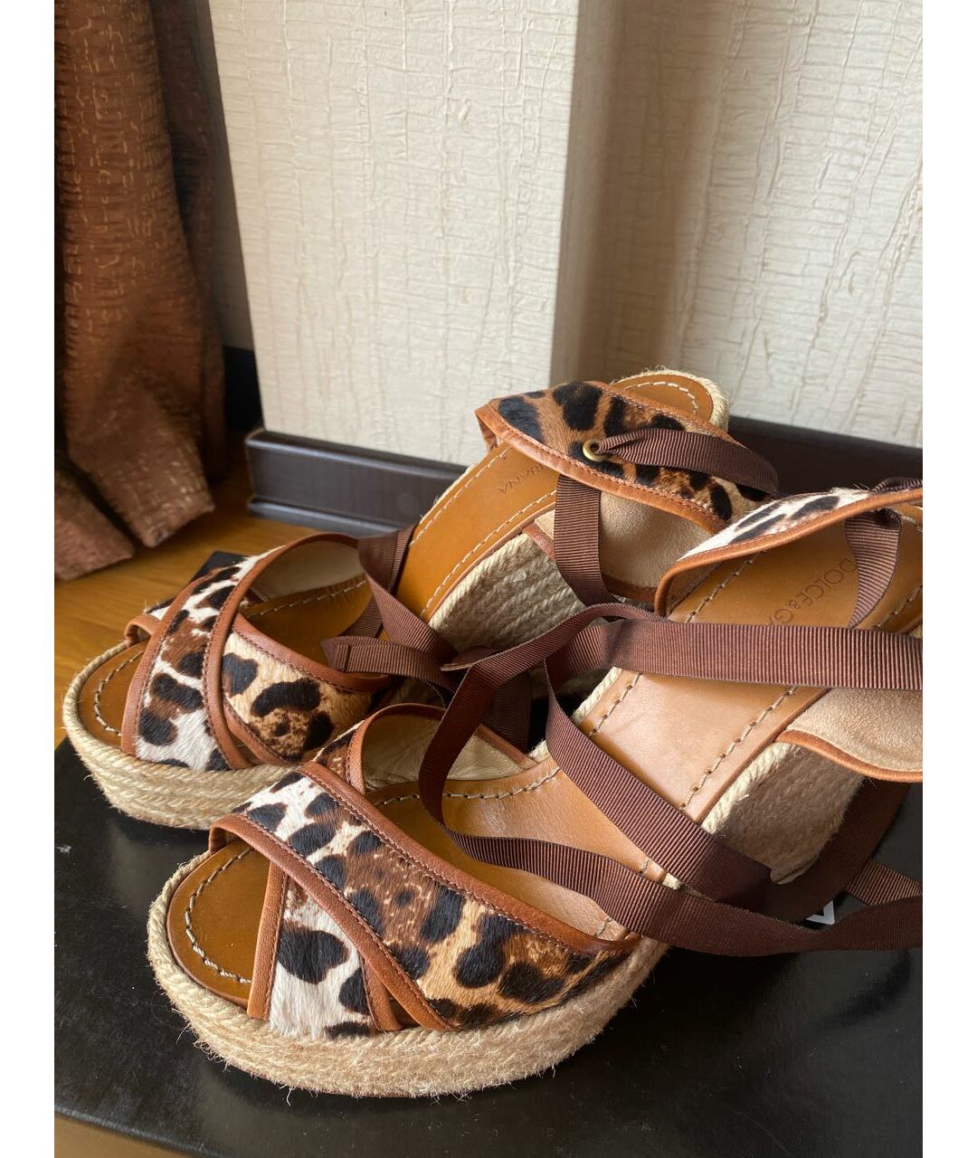 DOLCE&GABBANA Коричневые кожаные босоножки, фото 2