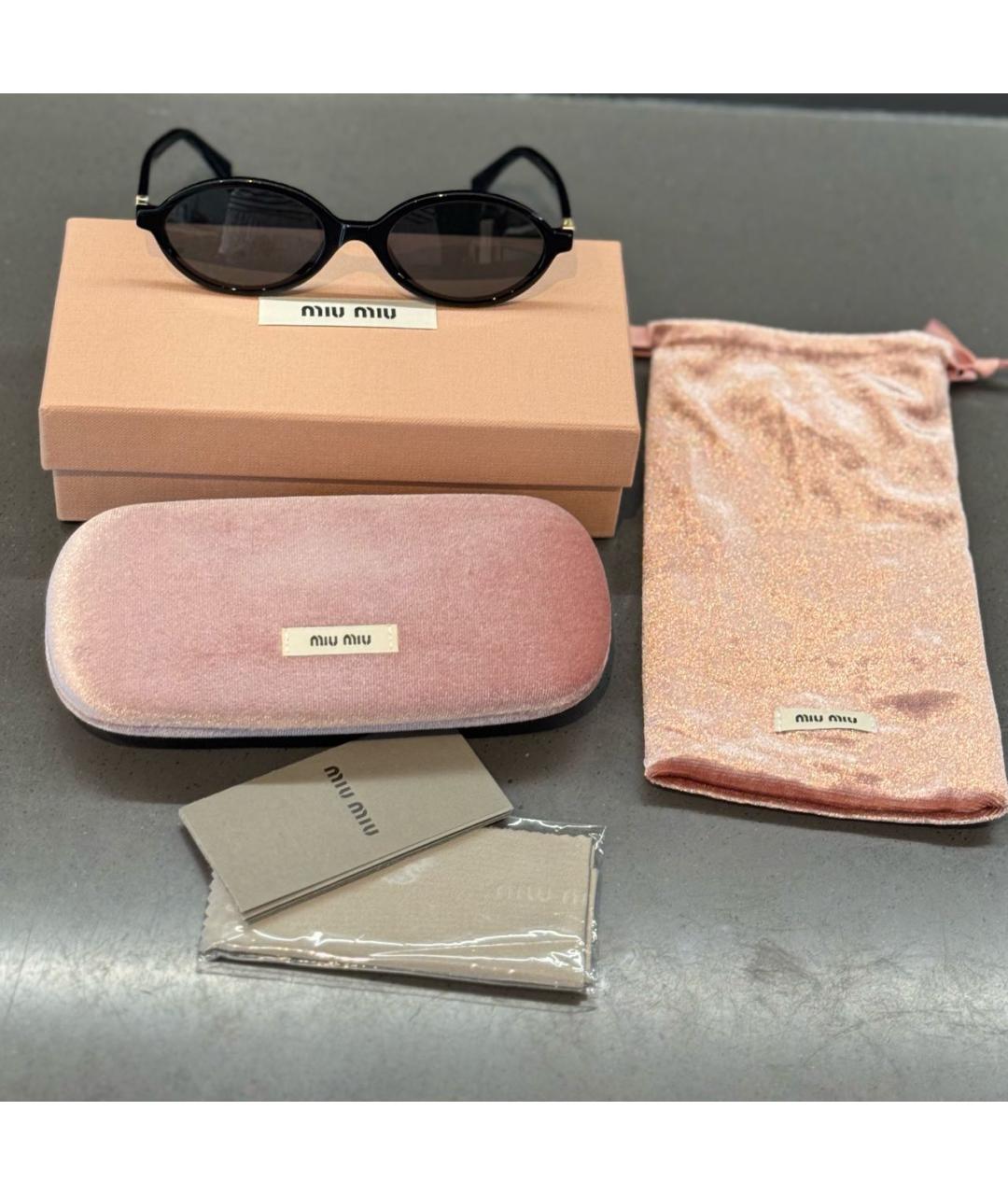 MIU MIU Черные пластиковые солнцезащитные очки, фото 4