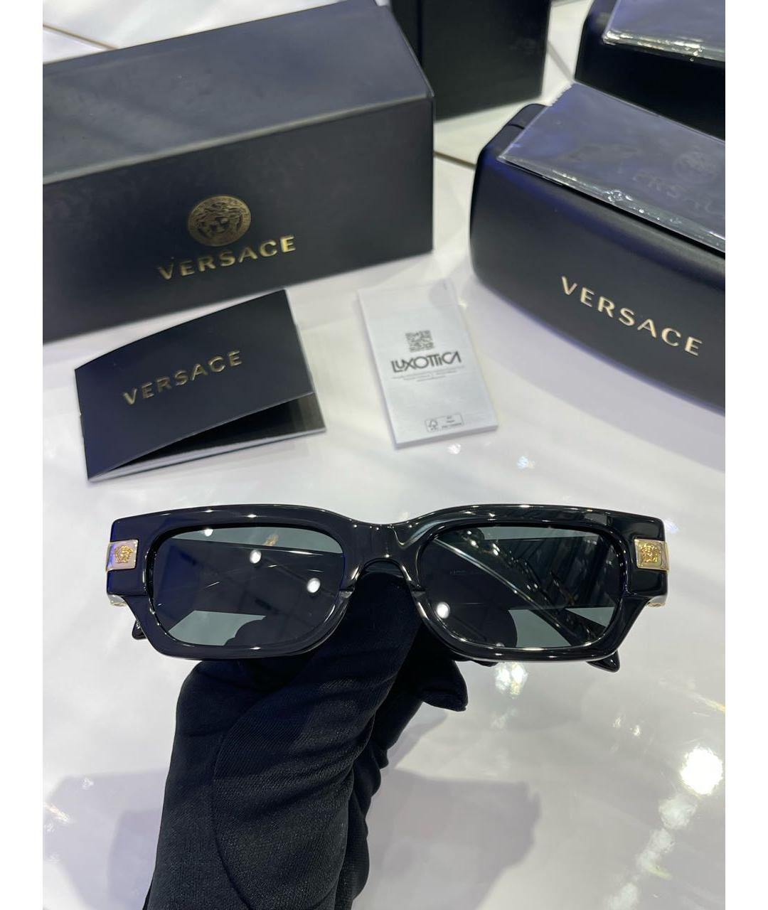 VERSACE Черные пластиковые солнцезащитные очки, фото 7