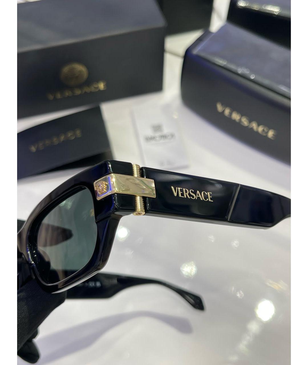 VERSACE Черные пластиковые солнцезащитные очки, фото 3
