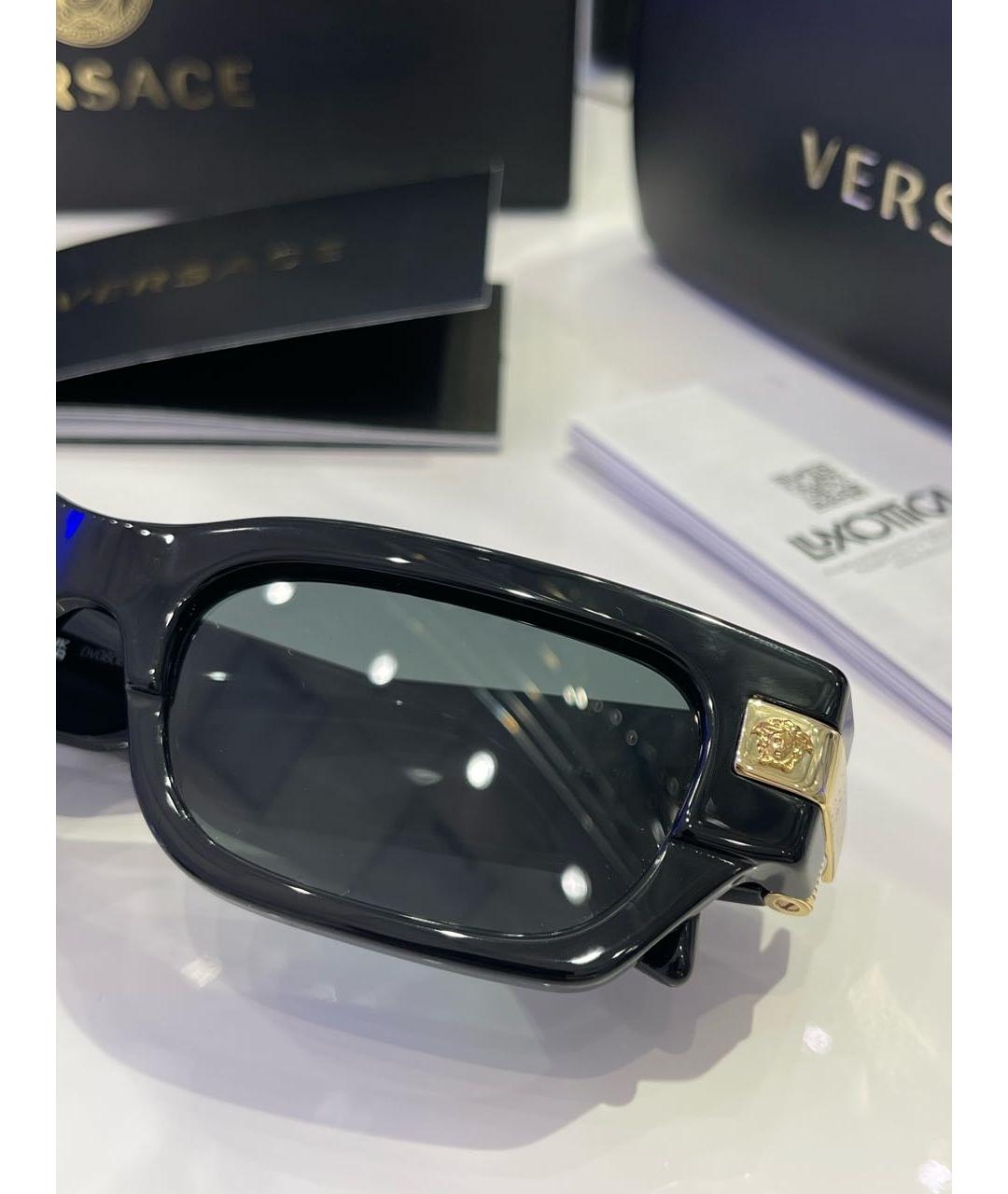 VERSACE Черные пластиковые солнцезащитные очки, фото 4