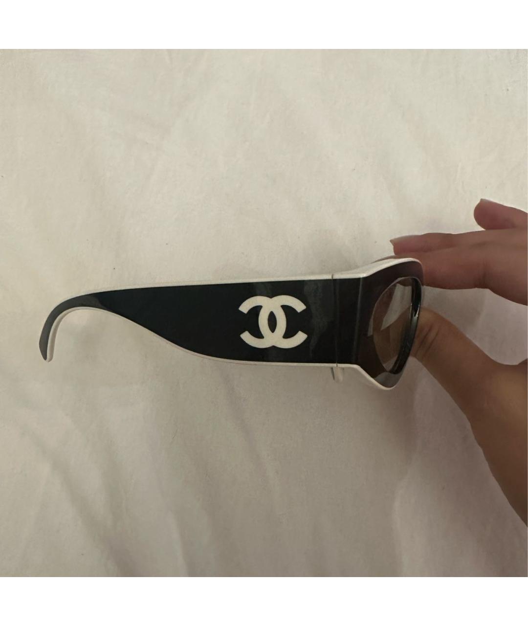 CHANEL Черные пластиковые солнцезащитные очки, фото 2