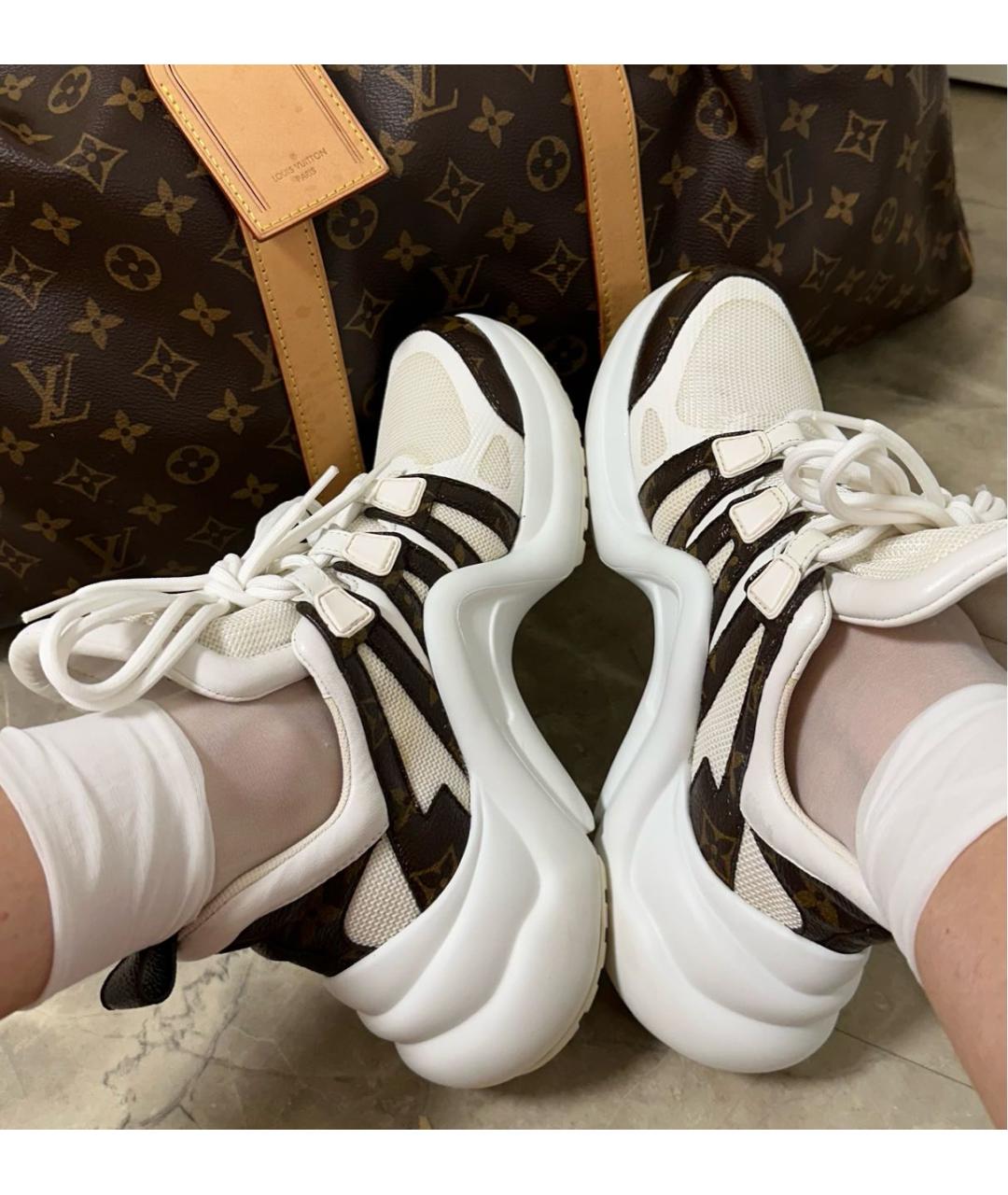 LOUIS VUITTON Белые кожаные кроссовки, фото 4