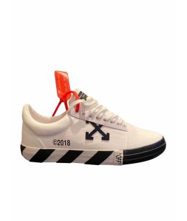 OFF-WHITE Низкие кроссовки / кеды
