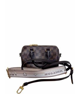 LOUIS VUITTON Сумка через плечо