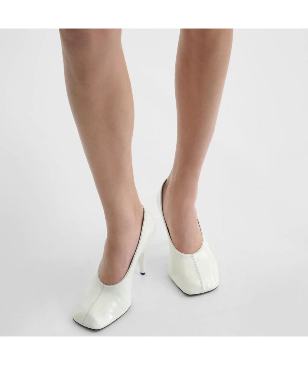PHOEBE PHILO Белые туфли из лакированной кожи, фото 2