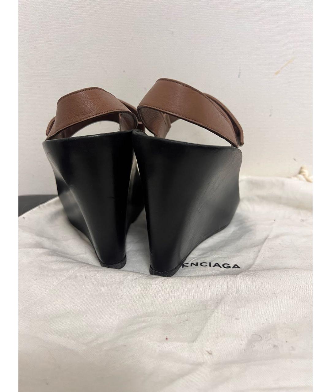BALENCIAGA Коричневые кожаные босоножки, фото 4