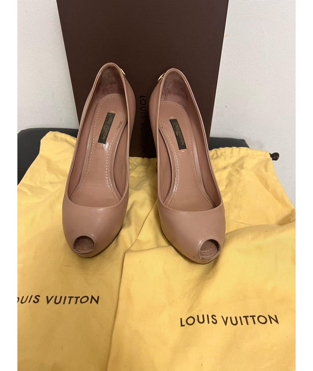 LOUIS VUITTON Бежевые кожаные туфли, фото 3