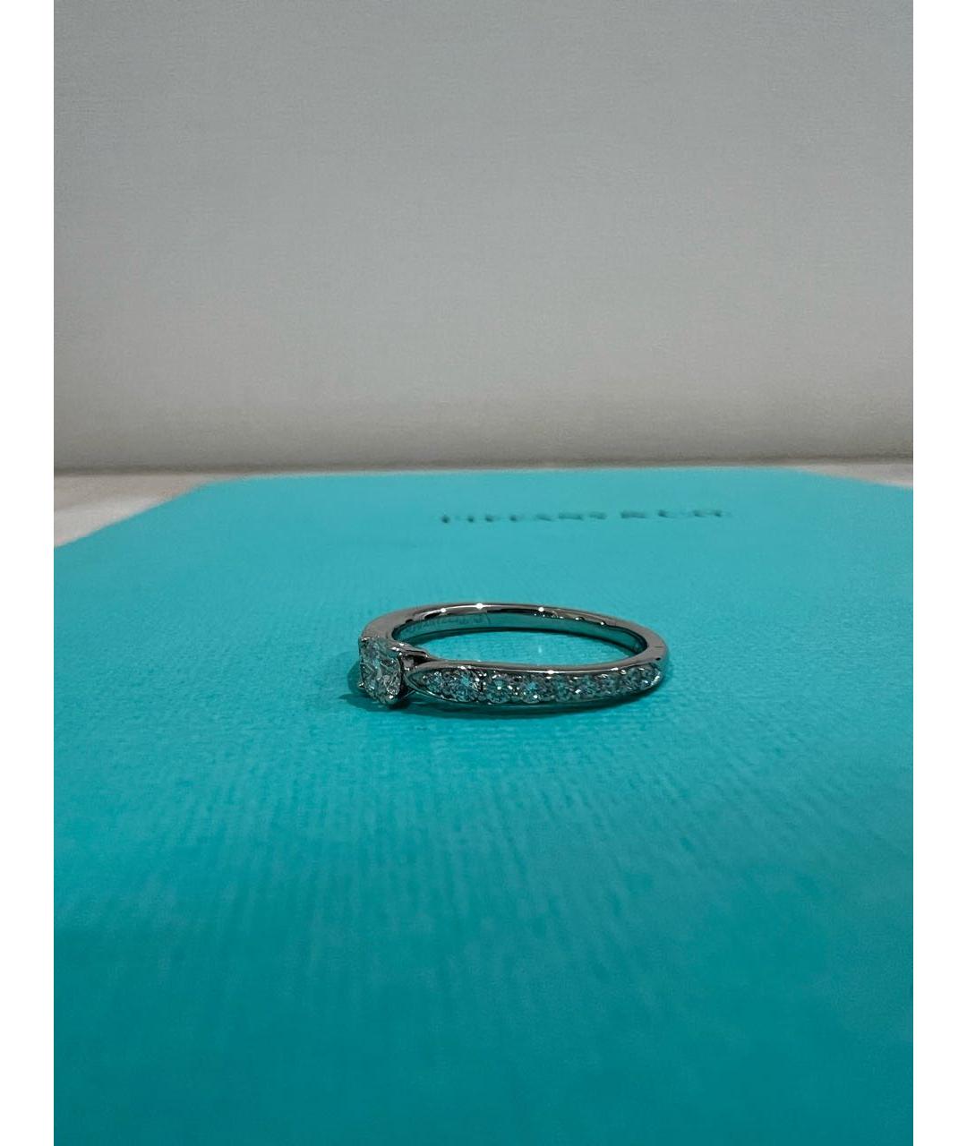 TIFFANY&CO Белое платиновое кольцо, фото 6
