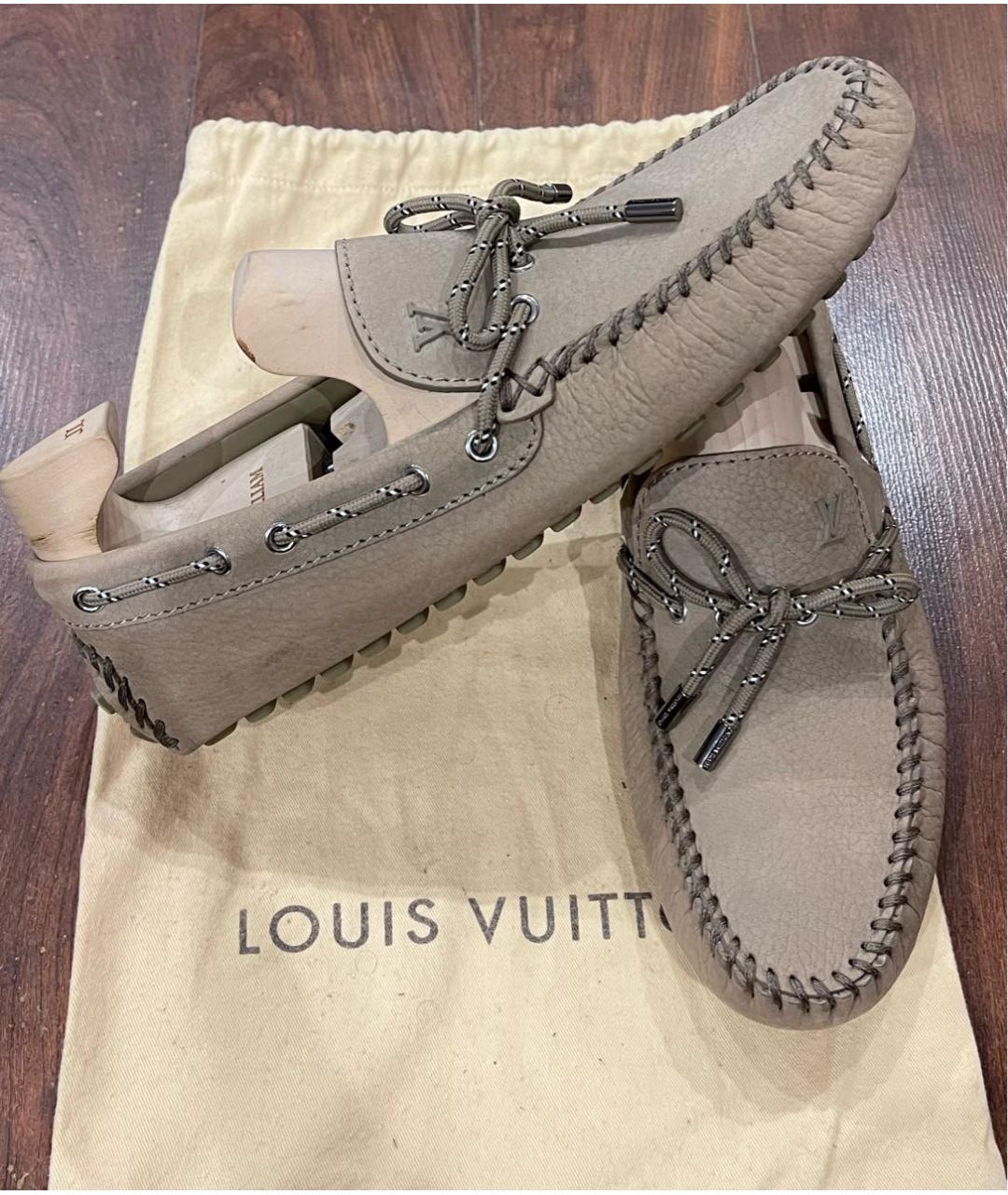 LOUIS VUITTON Бежевые нубуковые мокасины, фото 3
