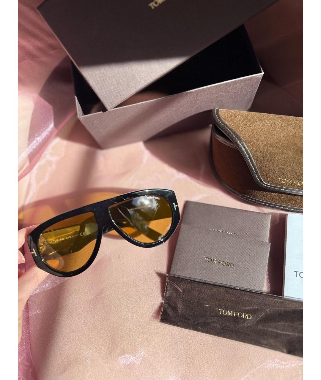 TOM FORD Черные пластиковые солнцезащитные очки, фото 3