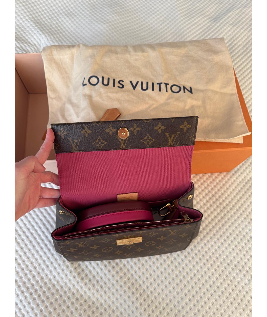 LOUIS VUITTON Коричневая кожаная сумка с короткими ручками, фото 2